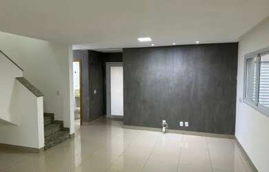 Imagem: A casa em condomínio possui 3 Dormitórios, 5 Banheiros, 2