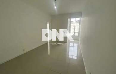 Imagem: O apartamento possui 3 Dormitórios, 3 Banheiros, 1 Vaga na