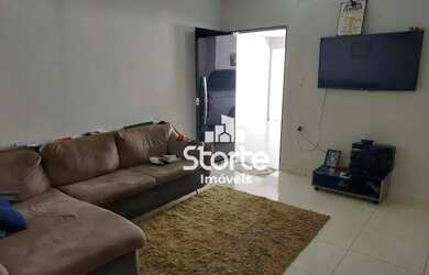 Imagem 3: Casa estilo sobrado com 4 dormitórios à venda, 225m² por R$ 650.000...