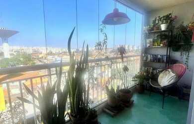 Imagem: O apartamento possui 2 Dormitórios, 2 Banheiros, 1 Vaga na