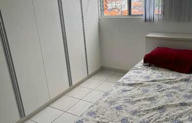 Imagem 8: Amplo apartamento com 90m² com três quartos no Farol