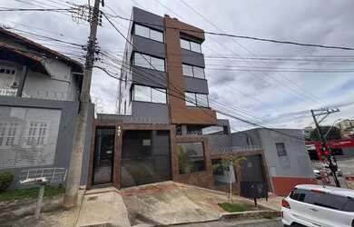 Imagem: O studio possui 1 Dormitório, 1 Banheiro, 40m² de Área e