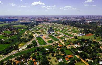 Imagem: O terreno possui 200m² de Área e está localizado em São