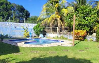 Imagem 2: F01 - Imperdível! Casa com Piscina, Jardim e 4 Quartos em Terreno de 1.000 m²