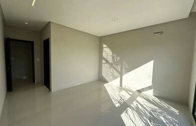 Imagem 16: Sobrado para venda possui 453 metros quadrados com 4 suítes em Jardins...