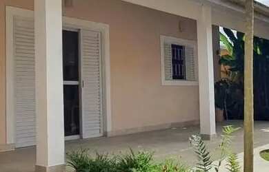 Imagem 2: Casa com 4 dormitórios à venda, 200 m² por RS 890.000,00 - Martim de...