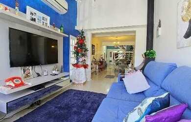 Imagem 7: Casa em Porto Alegre, no bairro Ipanema, com 3 dormitório s , e 3 banheiros,...