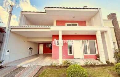 Imagem: A casa em condomínio possui 5 Dormitórios, 4 Banheiros, 2