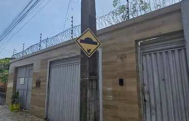 Imagem 13: Imóvel para venda possui 310 metros quadrados com 3 quartos em Águas...