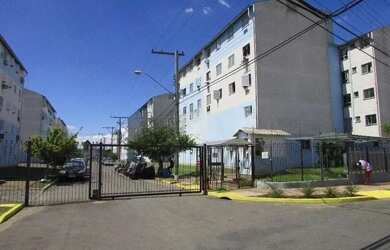 Imagem: O apartamento possui 2 Dormitórios, 1 Banheiro, 1 Vaga na garagem