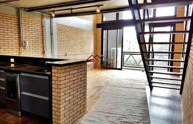 Imagem: O apartamento na cobertura possui 1 Dormitório, 2 Banheiros