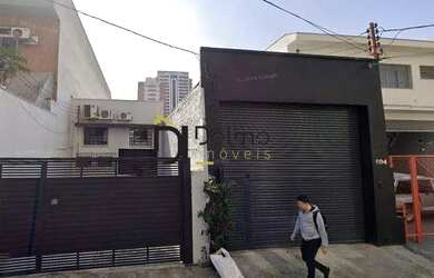 Imagem: O depósito possui 1 Vaga na garagem, 200m² de Área e está