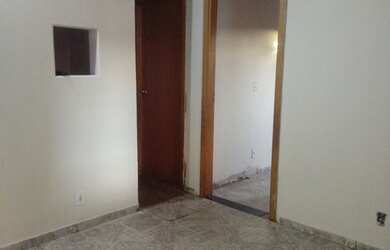 Imagem 2: Vendo casa na parada 14 do Pedregal proximo smady club
