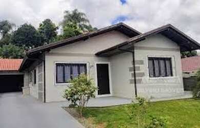 Imagem: A casa possui 3 Dormitórios e está localizado em São Judas