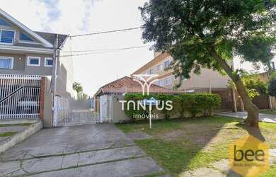 Imagem: A casa em condomínio possui 3 Dormitórios, 2 Banheiros, 57m²