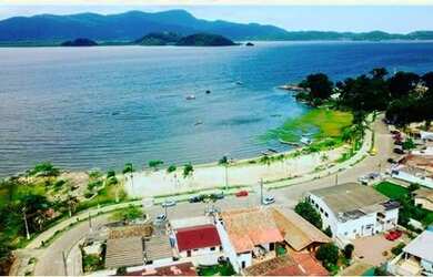 Imagem: O terreno possui 302m² de Área e está localizado em Antonina