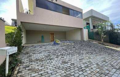 Imagem 1: Casa Térrea à Venda no Condomínio Vale das Águas em Bragança Paulista