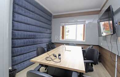 Imagem 2: Casa em Jardim Lindóia. Piscina, 263m² de Área, 2 Vagas na garageme3...