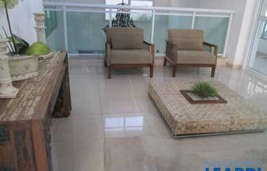 Imagem: O apartamento na cobertura possui 4 Dormitórios, 5 Banheiros