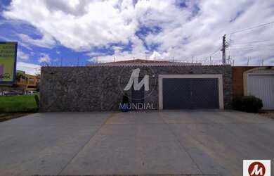 Imagem: O depósito possui 4 Vagas na garagem, 256m² de Área e está