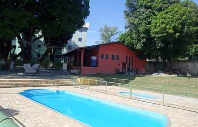 Imagem: O apartamento possui 3 Dormitórios, 1 Banheiro, 1 Vaga na garagem