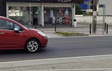 Imagem: O depósito possui 30m² de Área e está localizado em Ponte
