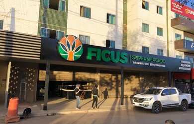 Imagem: O apartamento possui 1 Dormitório, 1 Banheiro, 38m² de Área