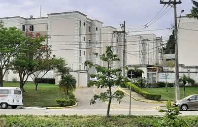 Imagem: O apartamento possui 2 Dormitórios, 1 Banheiro, 1 Vaga na garagem