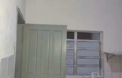 Imagem 4: Casa quarto e cozinha. 1 Banheiroe1 Dormitório