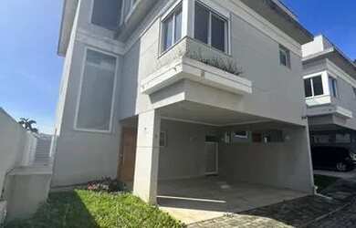 Imagem: A casa em condomínio possui 3 Dormitórios, 5 Banheiros, 2