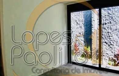 Imagem: A casa possui 3 Dormitórios, 4 Banheiros, 4 Vagas na garagem