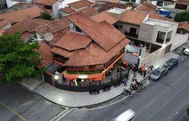 Imagem: O depósito possui 180m² de Área e está localizado em Pindamonhangaba