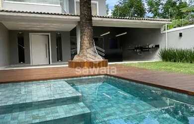 Imagem: A casa em condomínio possui 3 Dormitórios, 5 Banheiros, 3