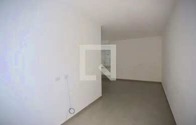 Imagem: A casa em condomínio possui 2 Dormitórios, 2 Banheiros, 50m²