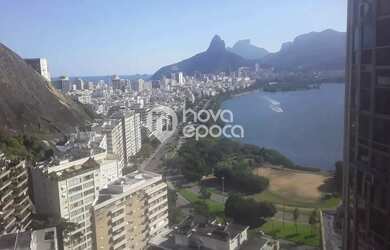 Imagem: O apartamento possui 3 Dormitórios, 3 Banheiros, 3 Vagas na