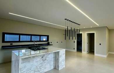 Imagem 8: RR7241 Casa 335m² CONDOMÍNIO RESERVA SANTA ANNA - 3 Suítes 4 Vagas...