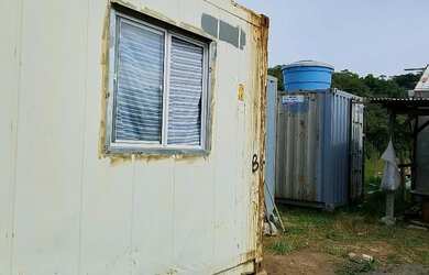 Imagem: A casa possui 1 Dormitório, 1 Banheiro e está localizado