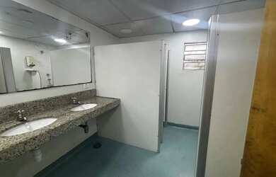 Imagem 12: ALUGA-SE LOJA PENHA Ótima localização Em frente ao Shopping Penha