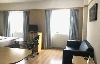 Imagem: O studio possui 1 Dormitório, 1 Banheiro, 1 Vaga na garagem