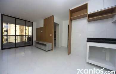 Imagem: O apartamento possui 2 Dormitórios, 2 Banheiros, 1 Vaga na