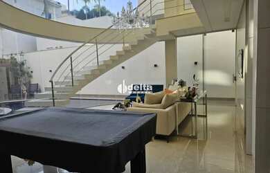 Imagem 11: Casa em condomínio com 4 quartos disponível para locação no bairro...