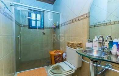 Imagem 9: CASA DE 2 DORMITÓRIOS, PISCINA, CHURRASQUEIRA E 2 VAGAS DE GARAGEM NO...