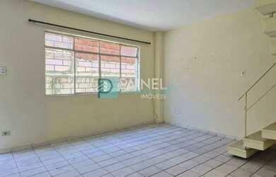 Imagem: A casa em condomínio possui 2 Dormitórios, 2 Banheiros, 72m²