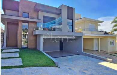 Imagem: A casa em condomínio possui 3 Dormitórios, 4 Banheiros, 4