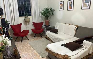 Imagem: O apartamento possui 3 Dormitórios, 1 Banheiro e 90m² de Área