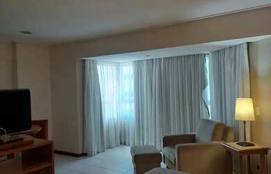 Imagem: O apartamento possui 1 Dormitório, 1 Banheiro, 1 Vaga na garagem