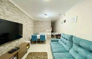 Imagem: A casa possui 3 Dormitórios, 3 Banheiros, 2 Vagas na garagem