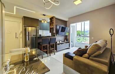 Imagem: O apartamento possui 2 Dormitórios, 2 Banheiros, 1 Vaga na