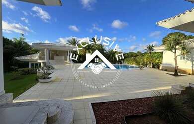 Imagem: A casa em condomínio possui 4 Dormitórios, 5 Banheiros, 3