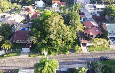 Imagem: O terreno possui 842m² de Área e está localizado em Ivoti